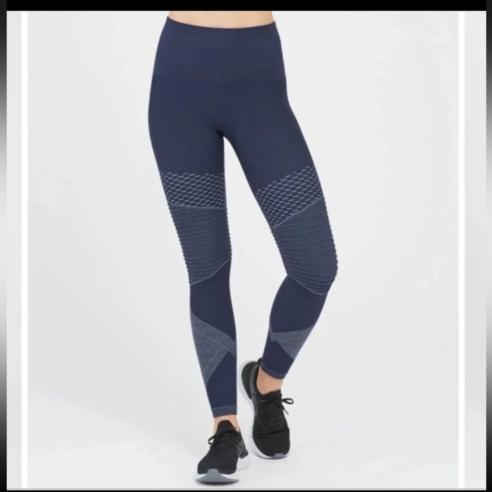 Spanx Look At Me Now Seamless Moto Casual Legging Indigo Sky Navy Blue Size L